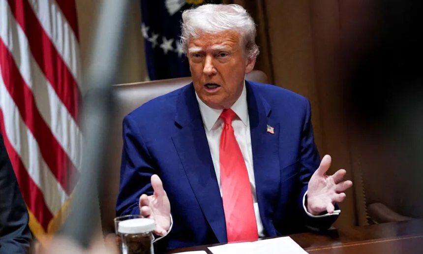 Thomas Massie warns MAGA, “If I lose, nobody’s going to stick their head up