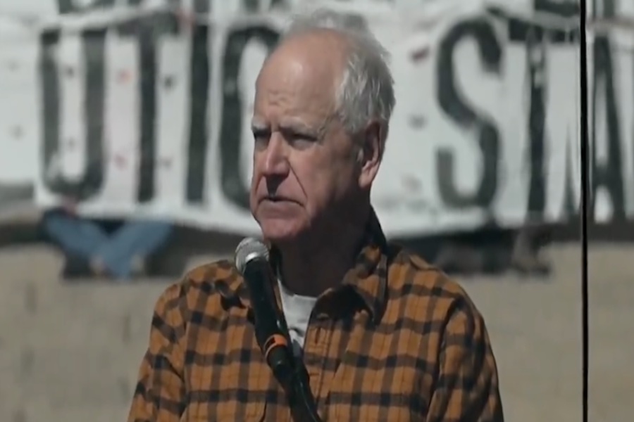 Tim Walz Caves To Trump, Celebrates DOJ’s Somali Raids Amid Sprawling Fraud Scandal